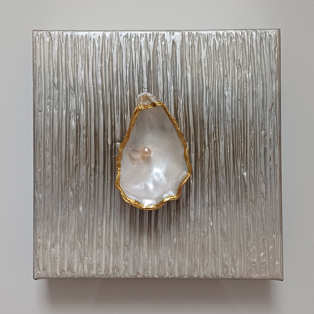 pearl grey seashell Minimalistic natural seashell on textured canvas - Image 1
