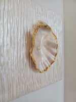 Minimalistic giled oyster shell art - Image 2